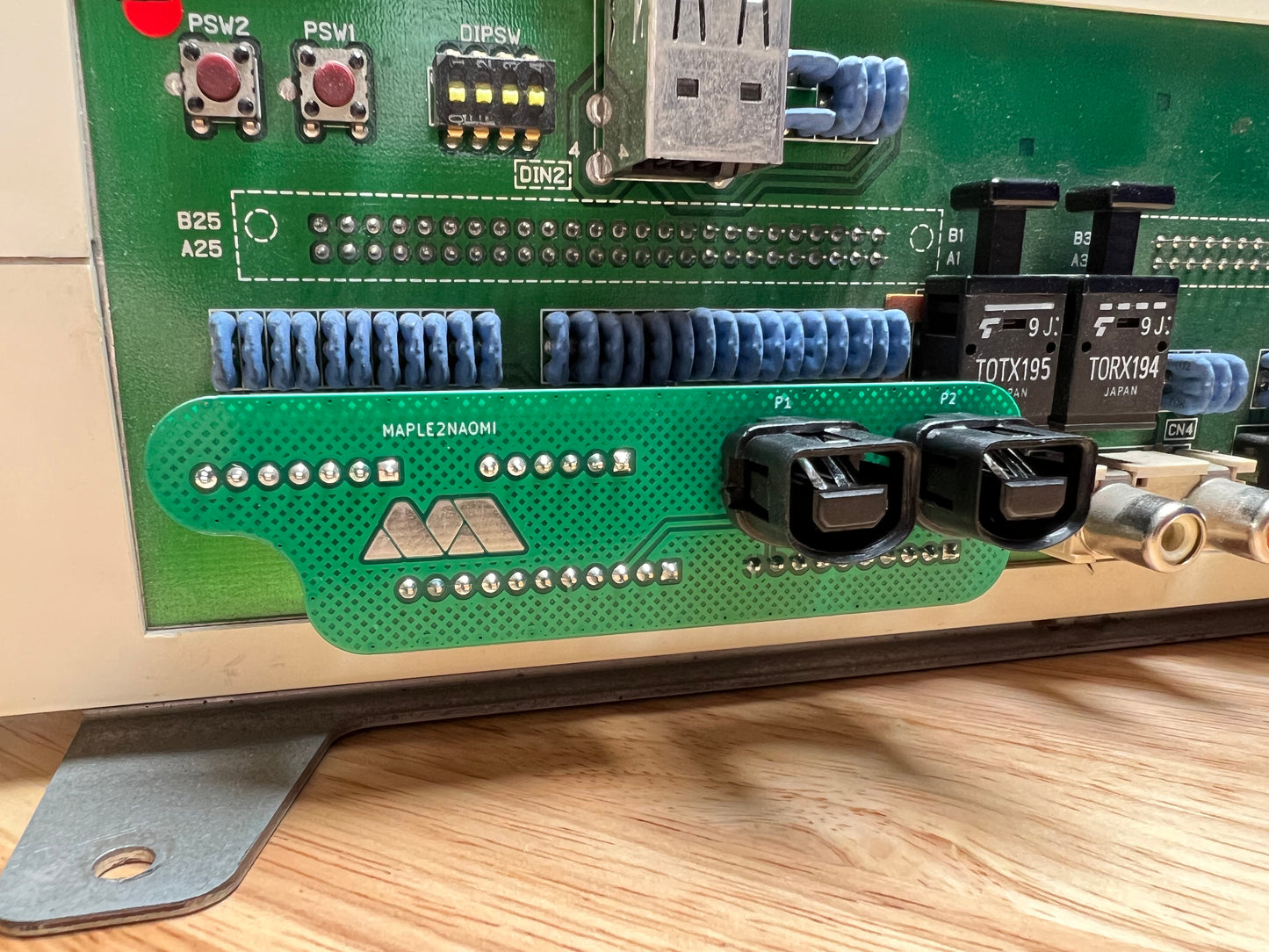 MAPLE2NAOMI Dreamcast Controller Adapter - MiSTer Addons