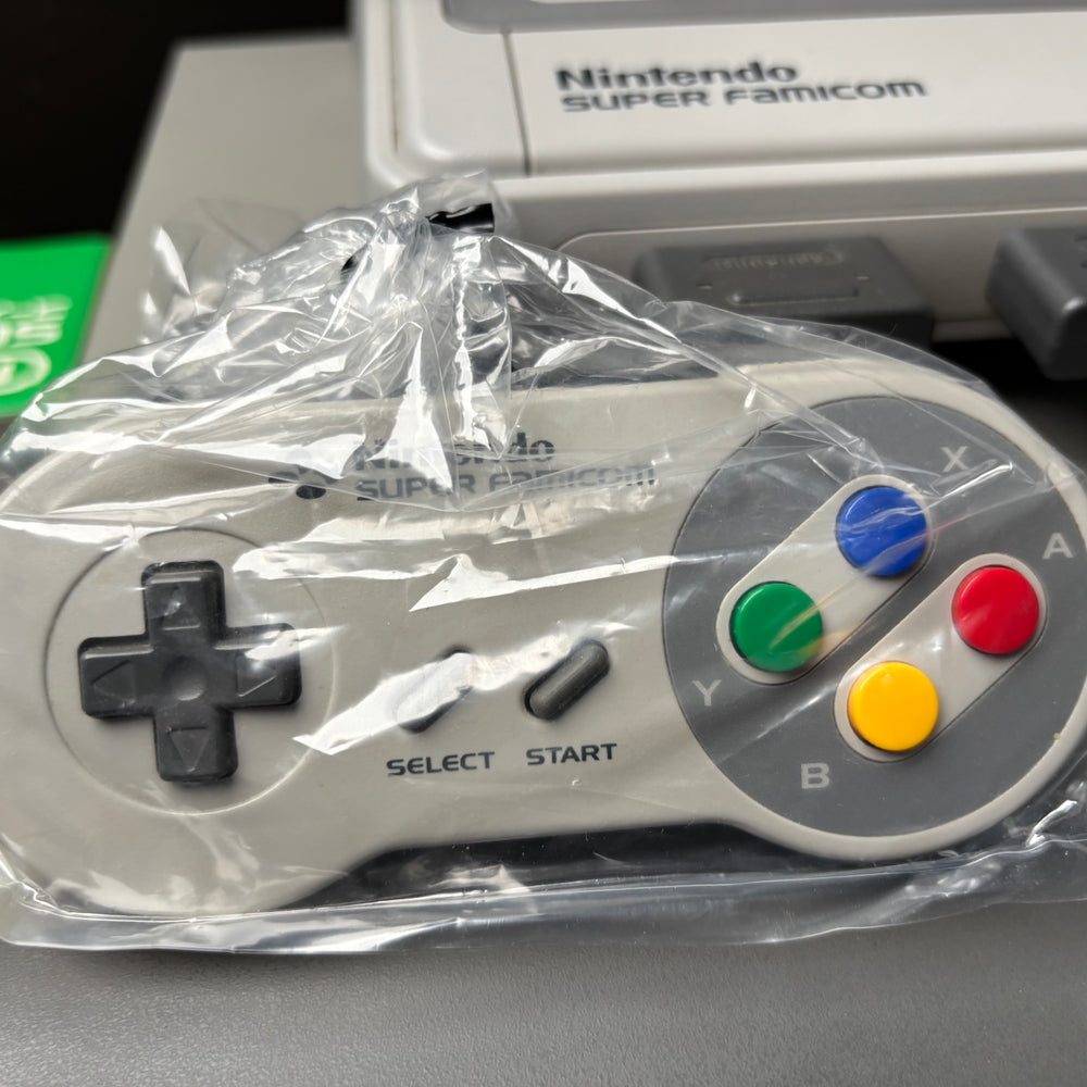 
                      
                        Super Famicom
                      
                    