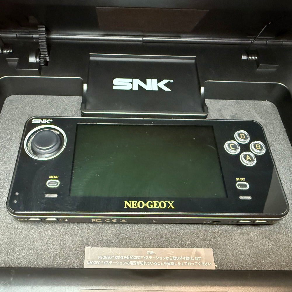 
                      
                        Neo-Geo X Gold
                      
                    