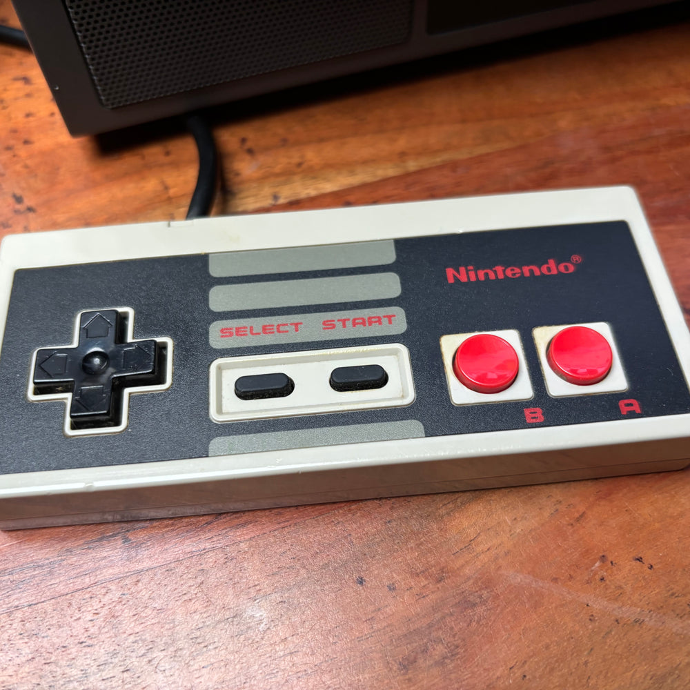 
                      
                        NES Challenge Set + Ninten-drawer
                      
                    
