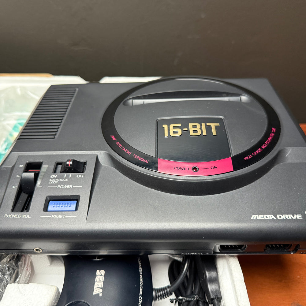 
                      
                        Sega Mega Drive Model 1 (Japan)
                      
                    