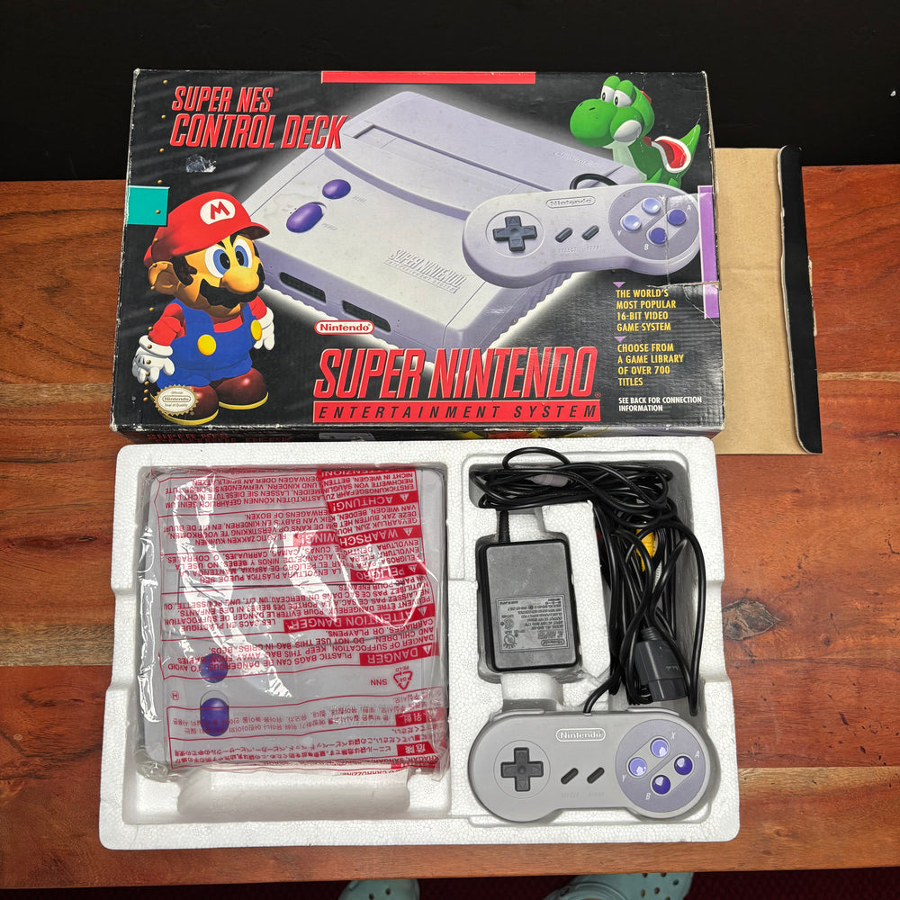 
                      
                        Super Nintendo Junior
                      
                    