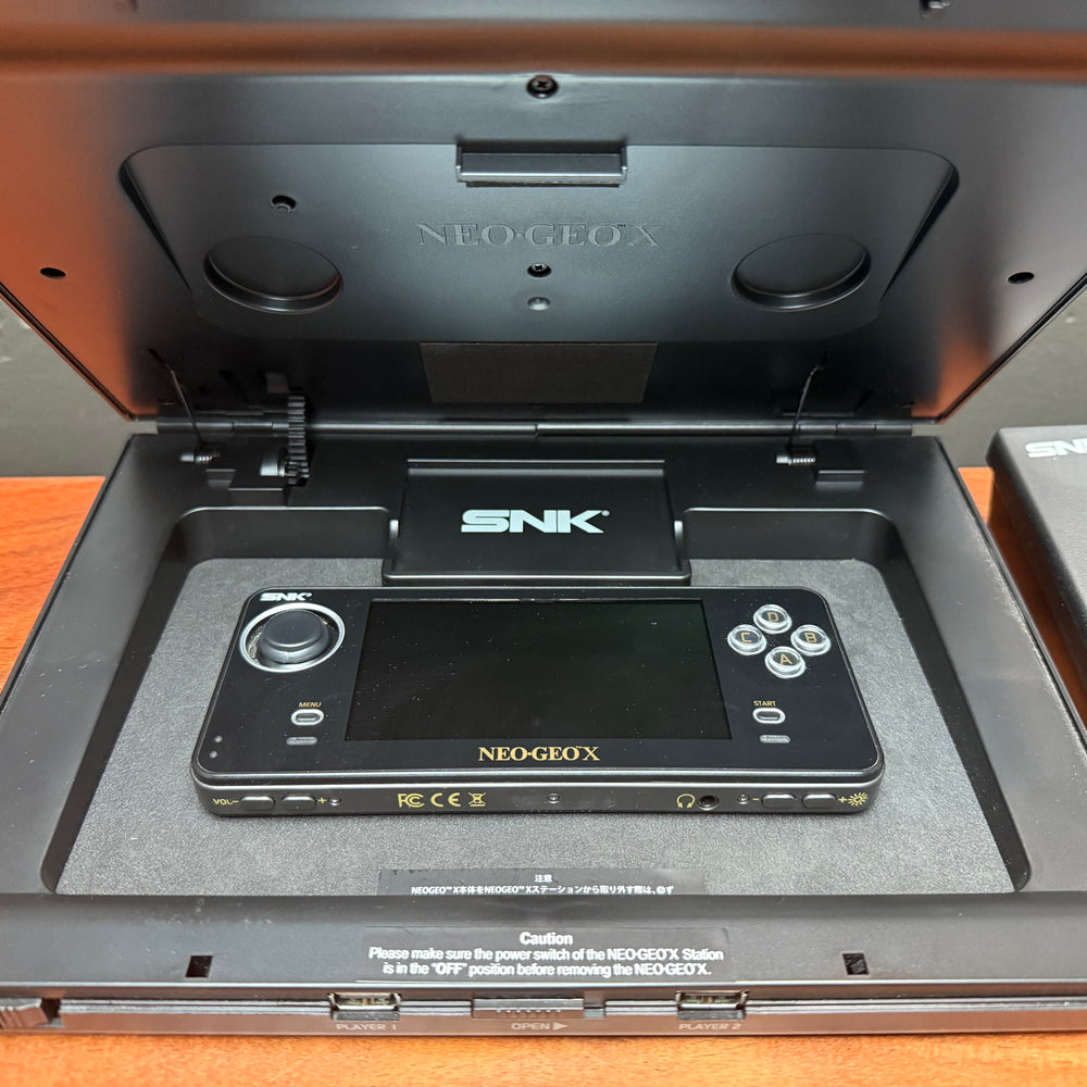 
                      
                        Neo-Geo X Gold
                      
                    
