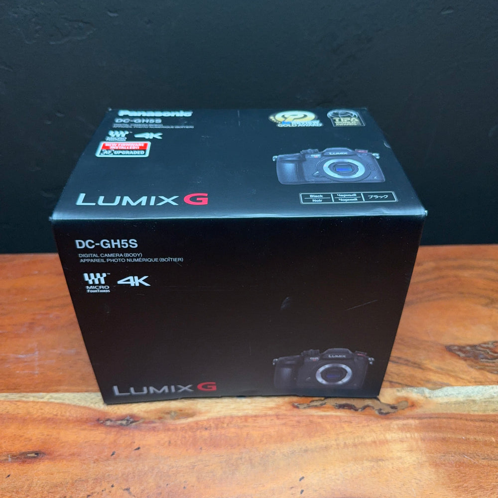 Panasonic LUMIX GH5S