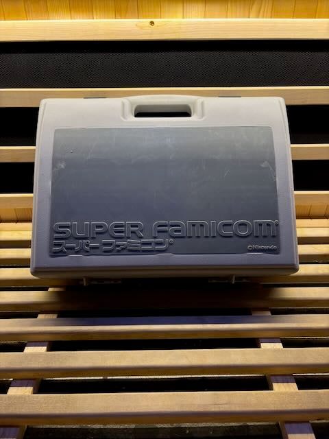 [Super Famicom] Carrying Case [B]