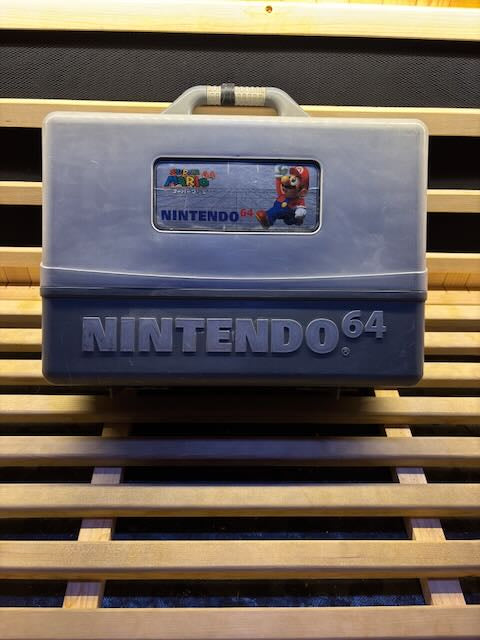 [Nintendo 64] Carrying Case