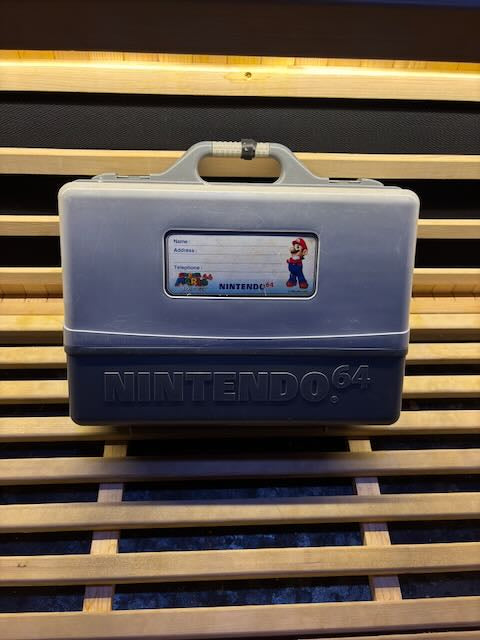 [Nintendo 64] Carrying Case