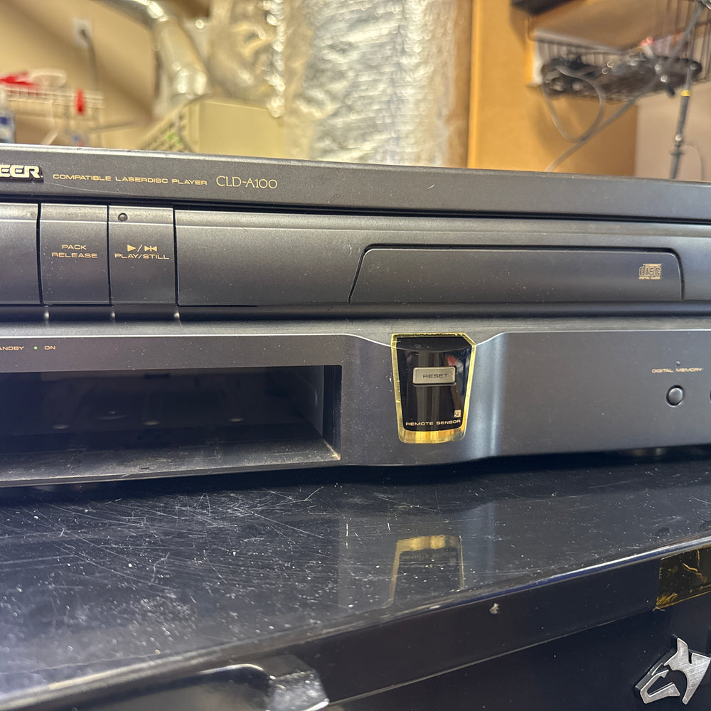 Panasonic Laser Active CLD-A100 (Serial NG1004080T)